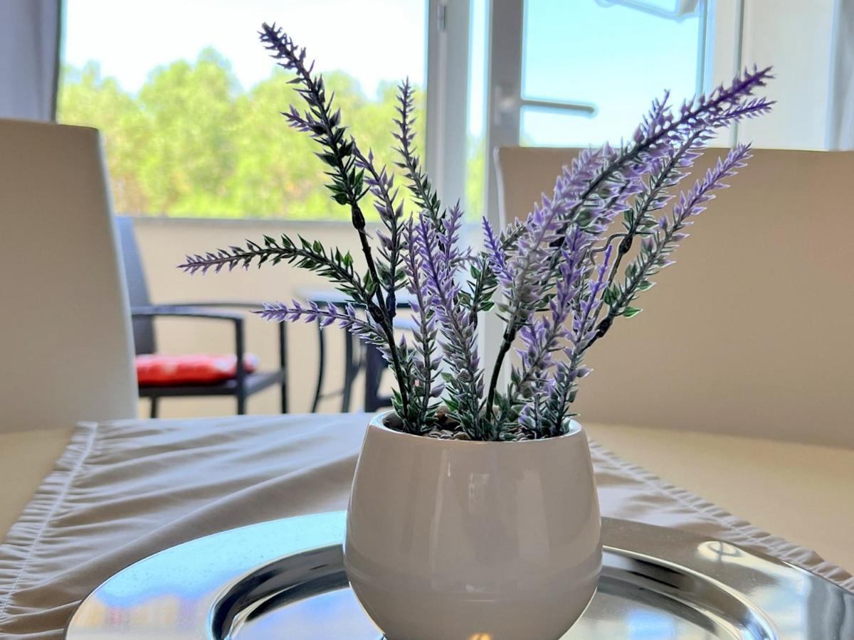 Miramar Apartments Banjol 외부 사진